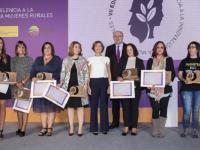 El Ministerio entrega los premios de Excelencia a la Innovación para Mujeres Rurales 2016